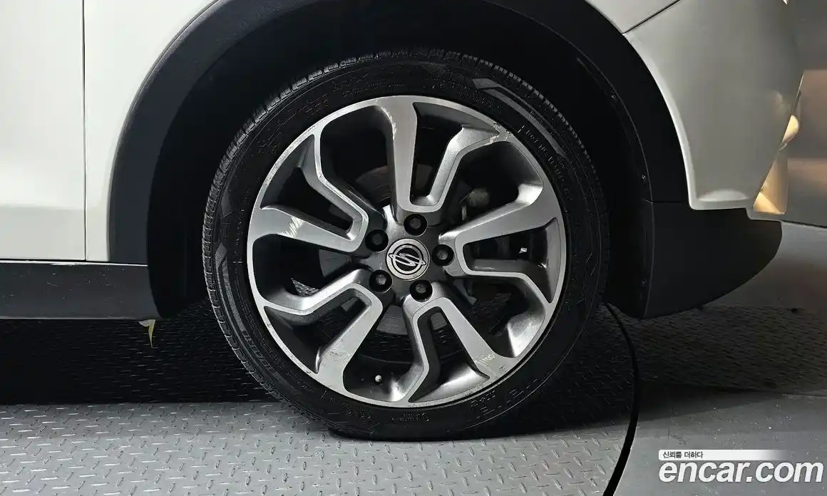 SsangYong TIBOLI 2015 1.6 автомат (гидро), фото 7