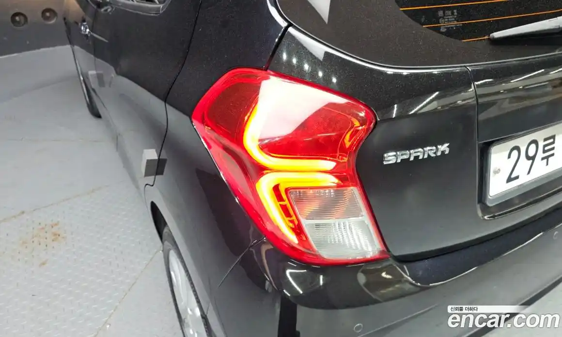 Chevrolet Spark 2018 1.0 автомат (гидро), фото 9