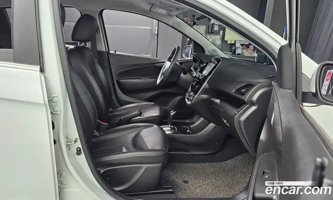 Chevrolet Spark 2017 1.0 гидро, фото 18