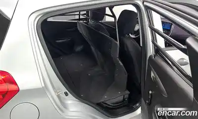 Chevrolet Spark 2015 1.0 автомат (гидро), миниатюра 12
