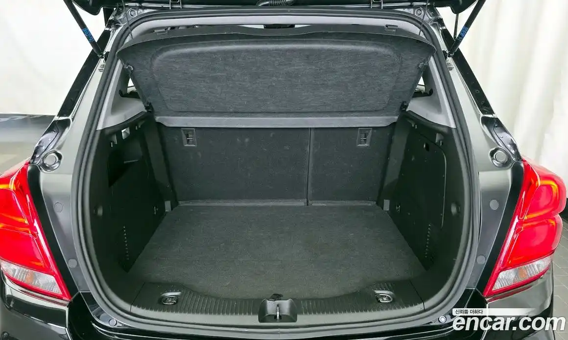 Chevrolet Trax 2017 1.6 гидро, фото 20