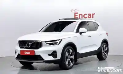 Volvo XC40, 2023, 14 386 км