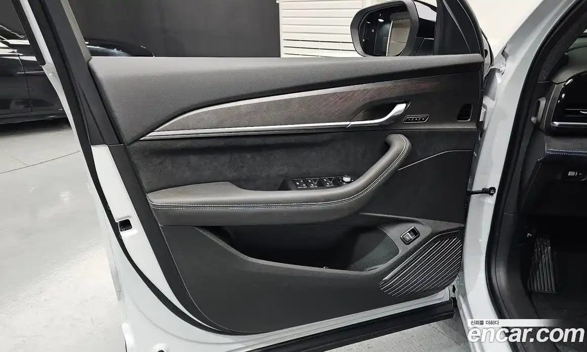 Renault Grand Koleos 2025 1.5 гидро, фото 14