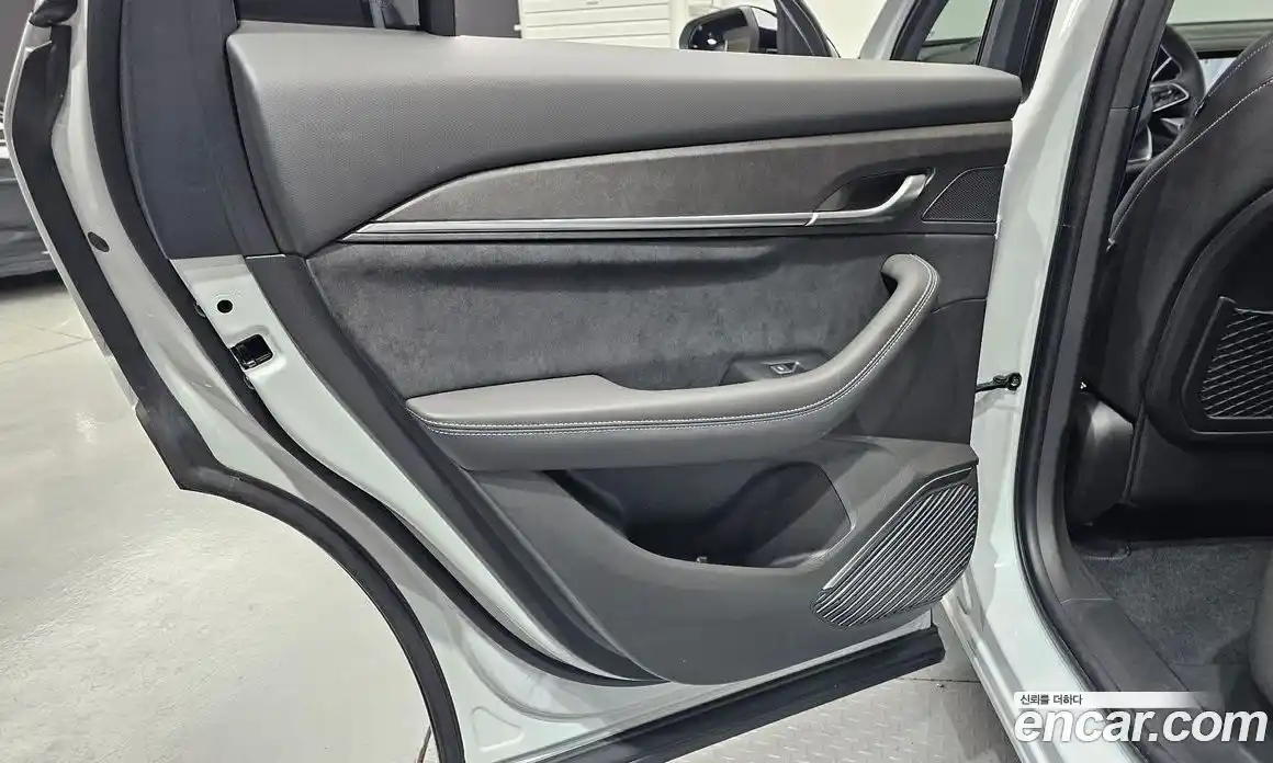 Renault Grand Koleos 2025 1.5 гидро, фото 15