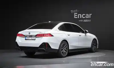 BMW 5-Series 2025 2.0 гидро, миниатюра 2