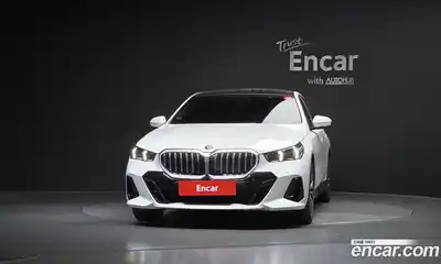 BMW 5-Series 2025 2.0 гидро, миниатюра 3