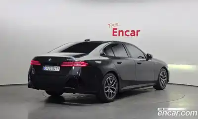 BMW 5 серия 2025 2.0 автомат (гидро), миниатюра 2