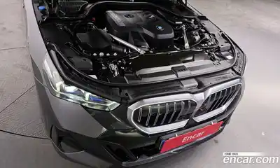 BMW 5 серия 2025 2.0 автомат (гидро), миниатюра 6