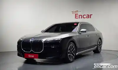 BMW 7 серия, 2025, 18 437 км