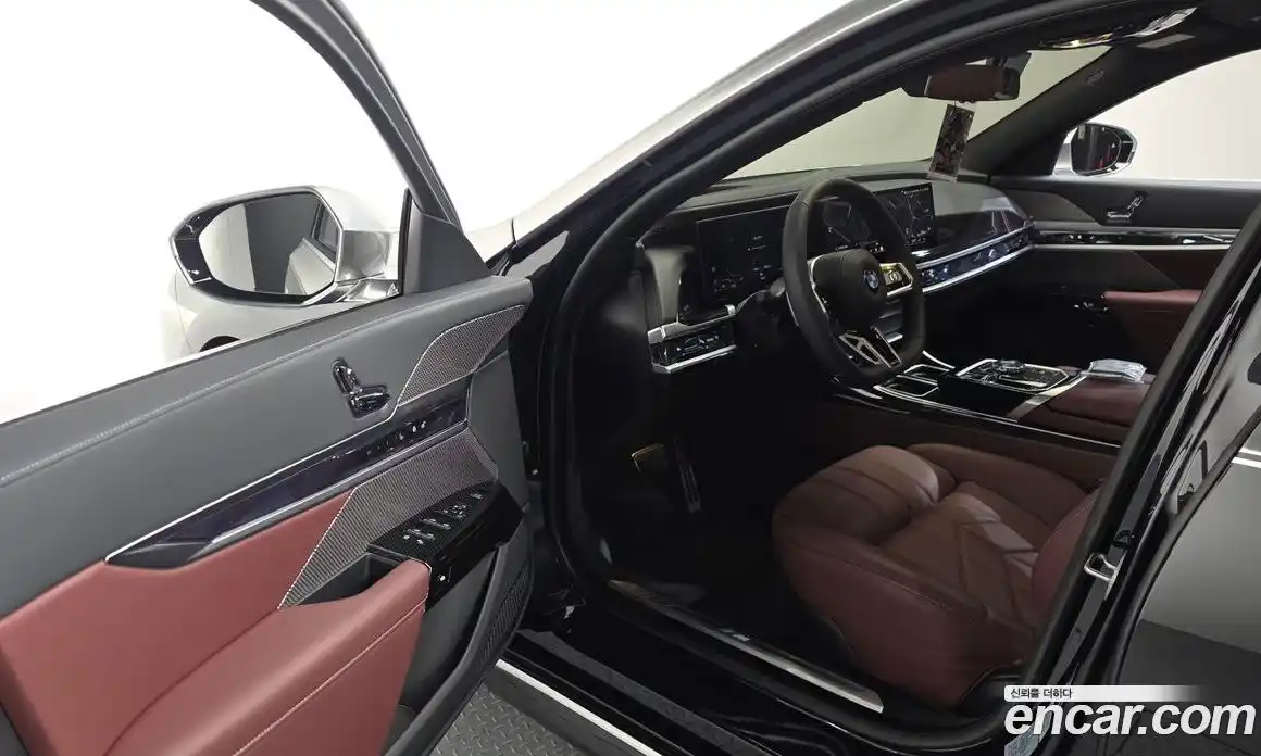 BMW 7 серия 2025 3.0 автомат (гидро), фото 13