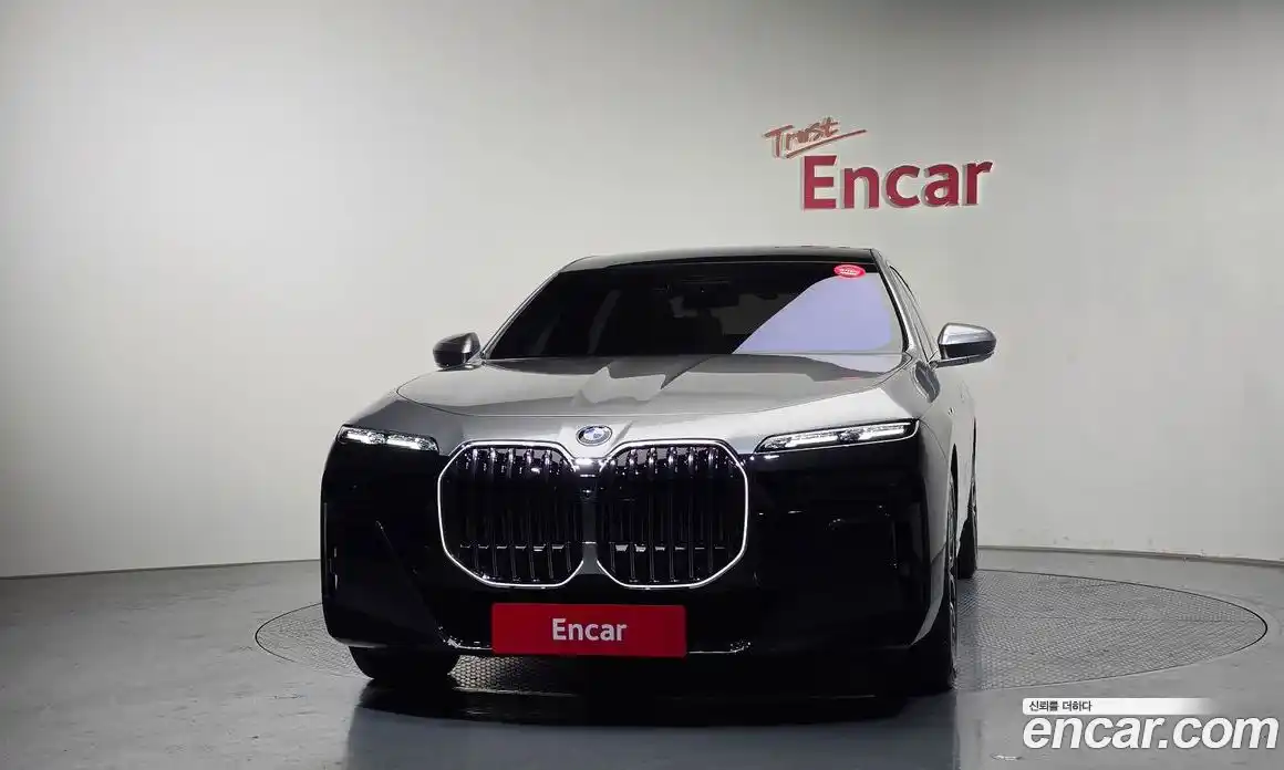 BMW 7 серия 2025 3.0 автомат (гидро), фото 3