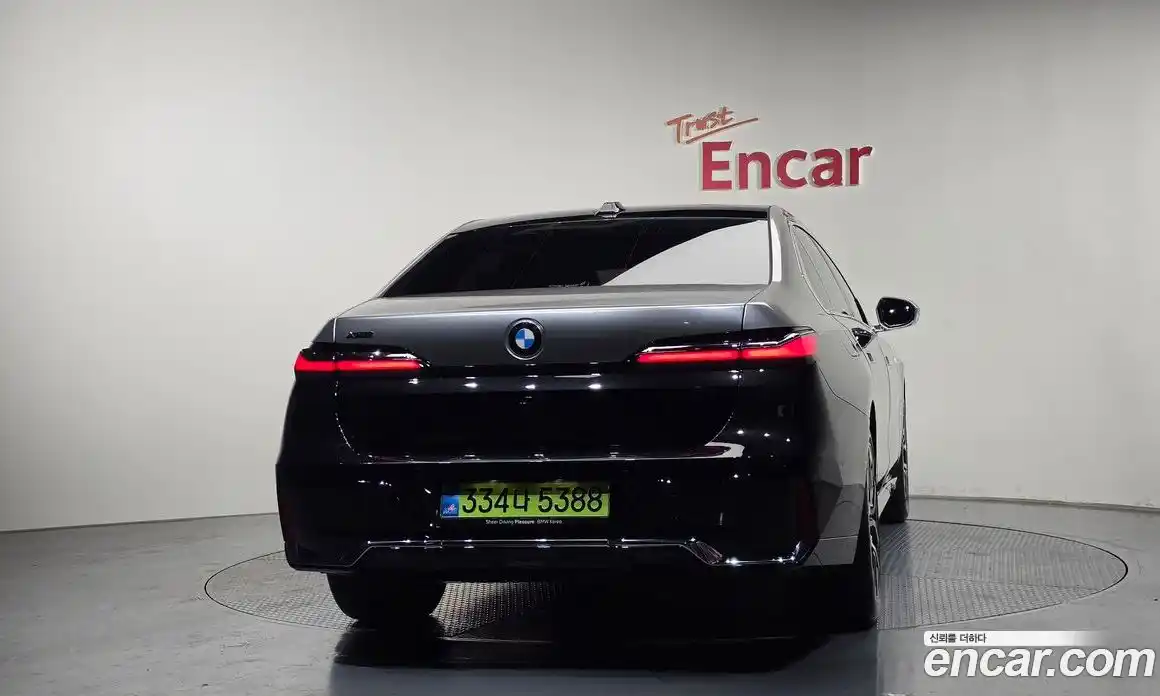BMW 7 серия 2025 3.0 автомат (гидро), фото 4