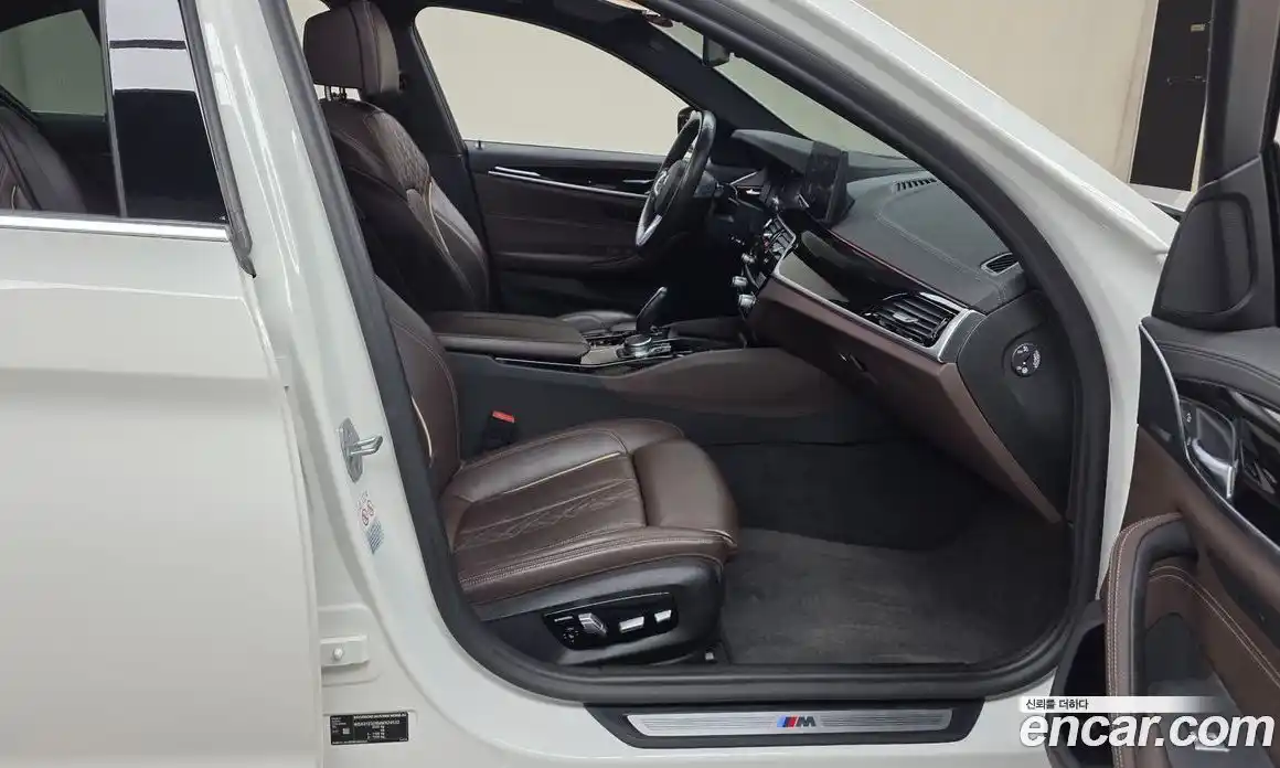 BMW 5-Series 2021 2.0 гидро, фото 17