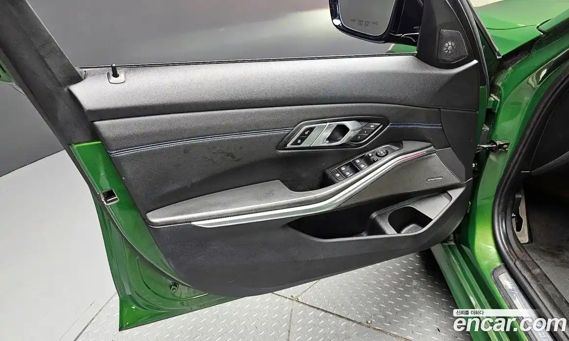 BMW 3-Series 2019 2.0 гидро, фото 14