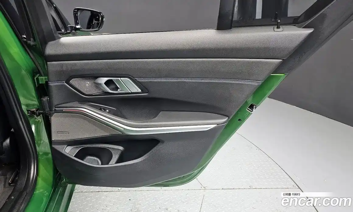 BMW 3-Series 2019 2.0 гидро, фото 15