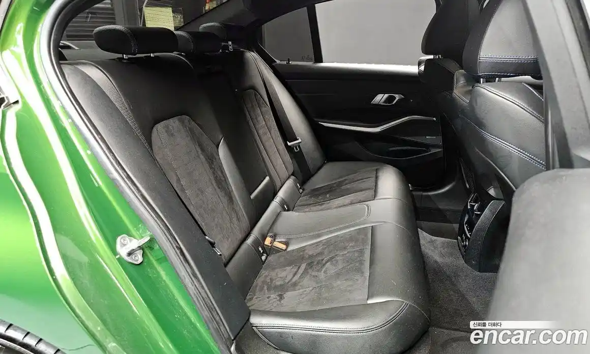 BMW 3-Series 2019 2.0 гидро, фото 17