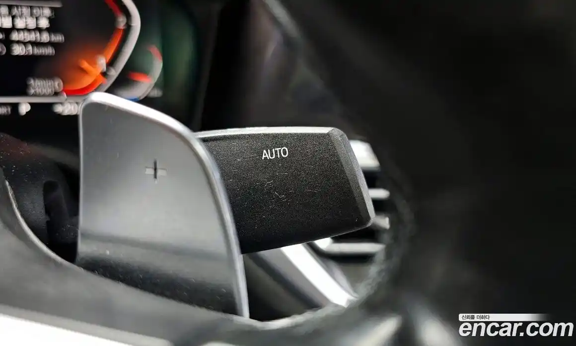 BMW 3-Series 2019 2.0 гидро, фото 22