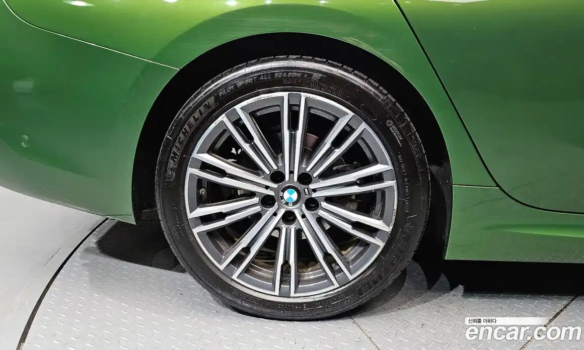 BMW 3-Series 2019 2.0 гидро, фото 5