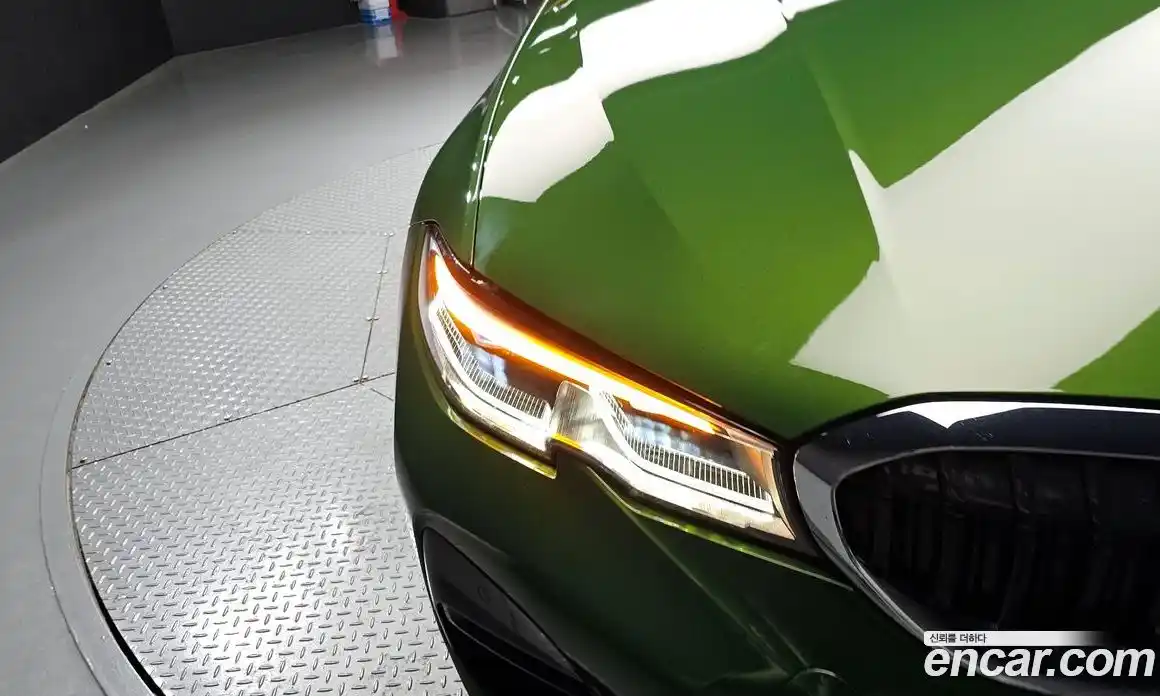 BMW 3-Series 2019 2.0 гидро, фото 8