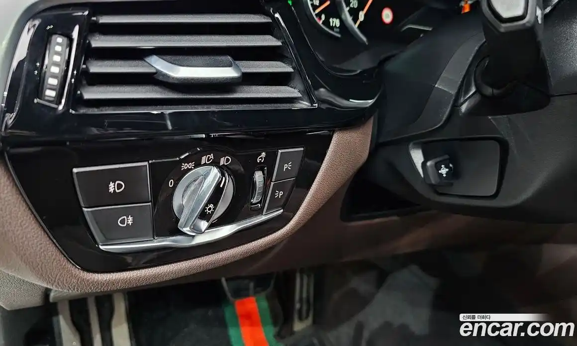 BMW 5 серия 2017 2.0 автомат (гидро), фото 23