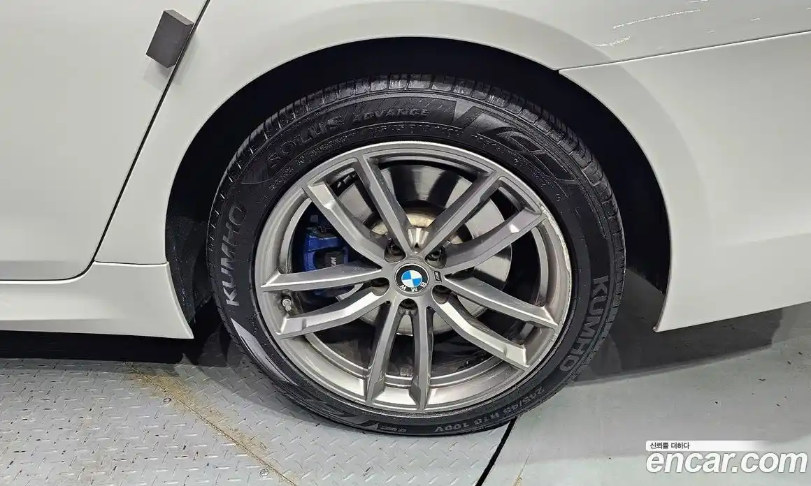 BMW 5 серия 2017 2.0 автомат (гидро), фото 7