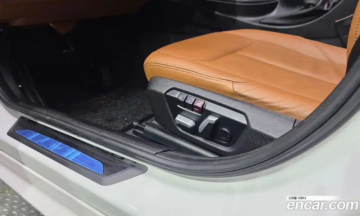 BMW 3-Series 2017 2.0 гидро, фото 17