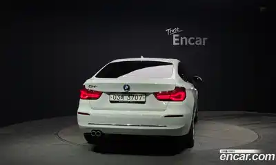 BMW 3-Series 2017 2.0 гидро, миниатюра 4