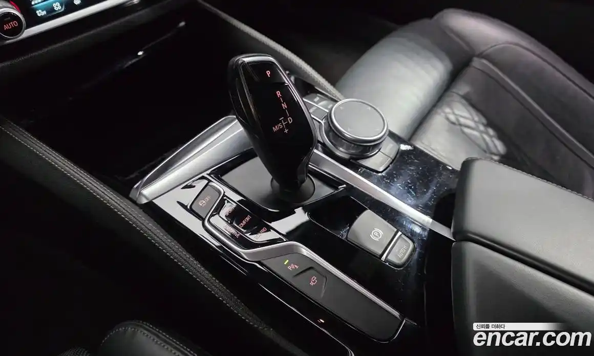 BMW 5-Series 2018 3.0 гидро, фото 12