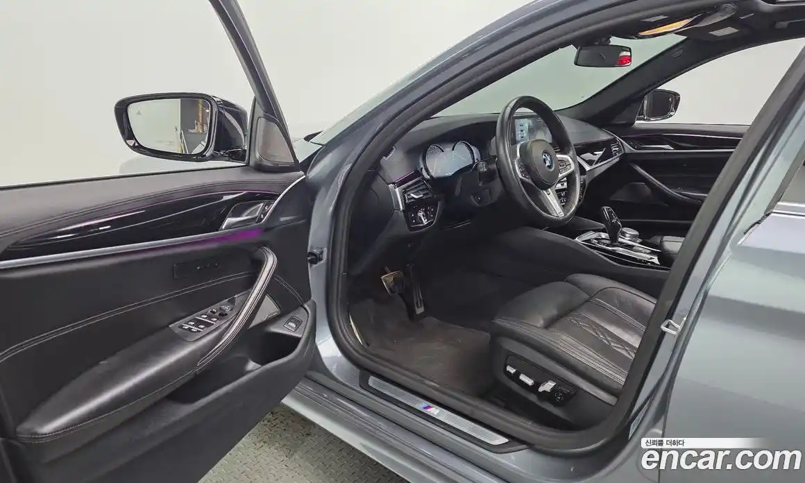 BMW 5-Series 2018 3.0 гидро, фото 13