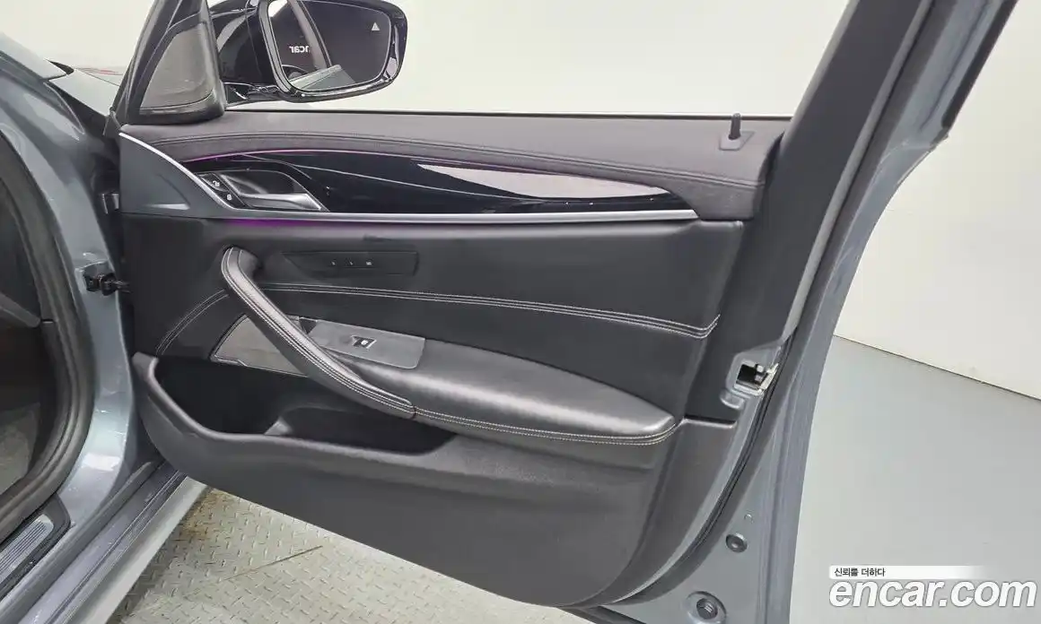 BMW 5-Series 2018 3.0 гидро, фото 14