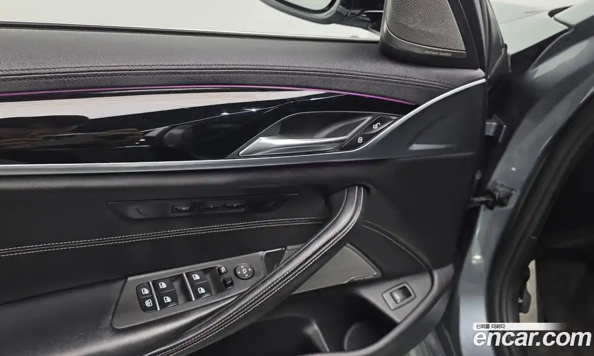 BMW 5-Series 2018 3.0 гидро, фото 28