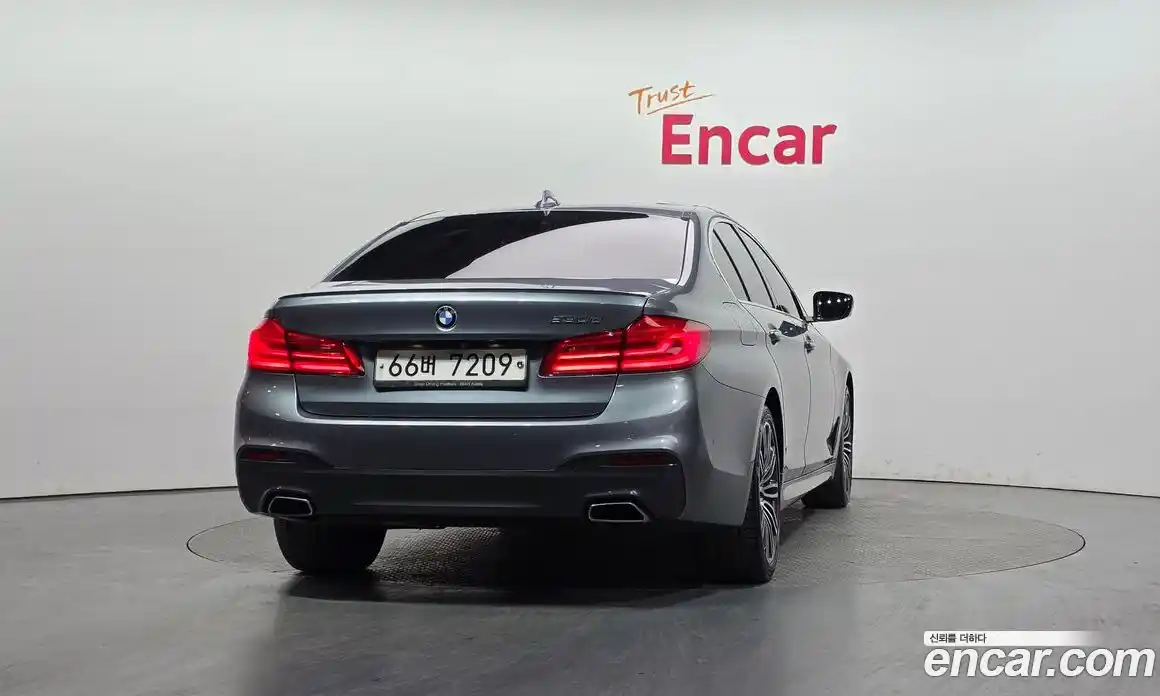 BMW 5-Series 2018 3.0 гидро, фото 4