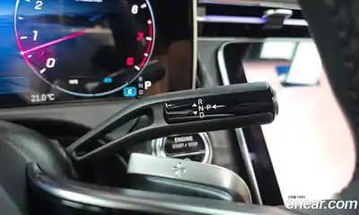 Mercedes-Benz E-Class 2025 2.0 гидро, миниатюра 9