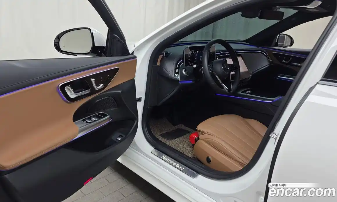 Mercedes-Benz E-Class 2025 2.0 гидро, фото 10