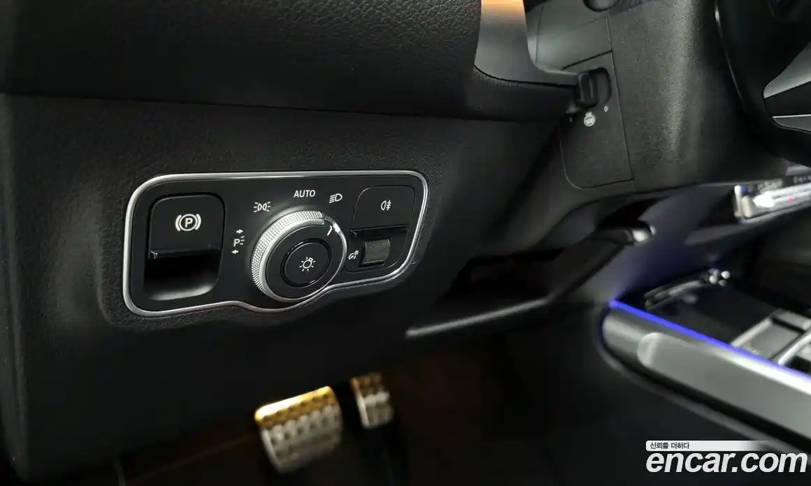 Mercedes-Benz GLB-Class 2025 2.0 гидро, фото 14