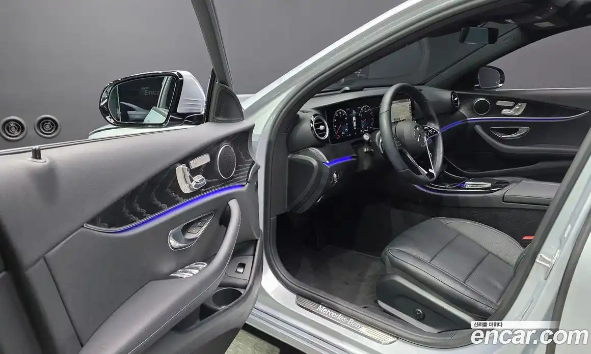 Mercedes-Benz E-Class 2022 2.0 гидро, фото 13