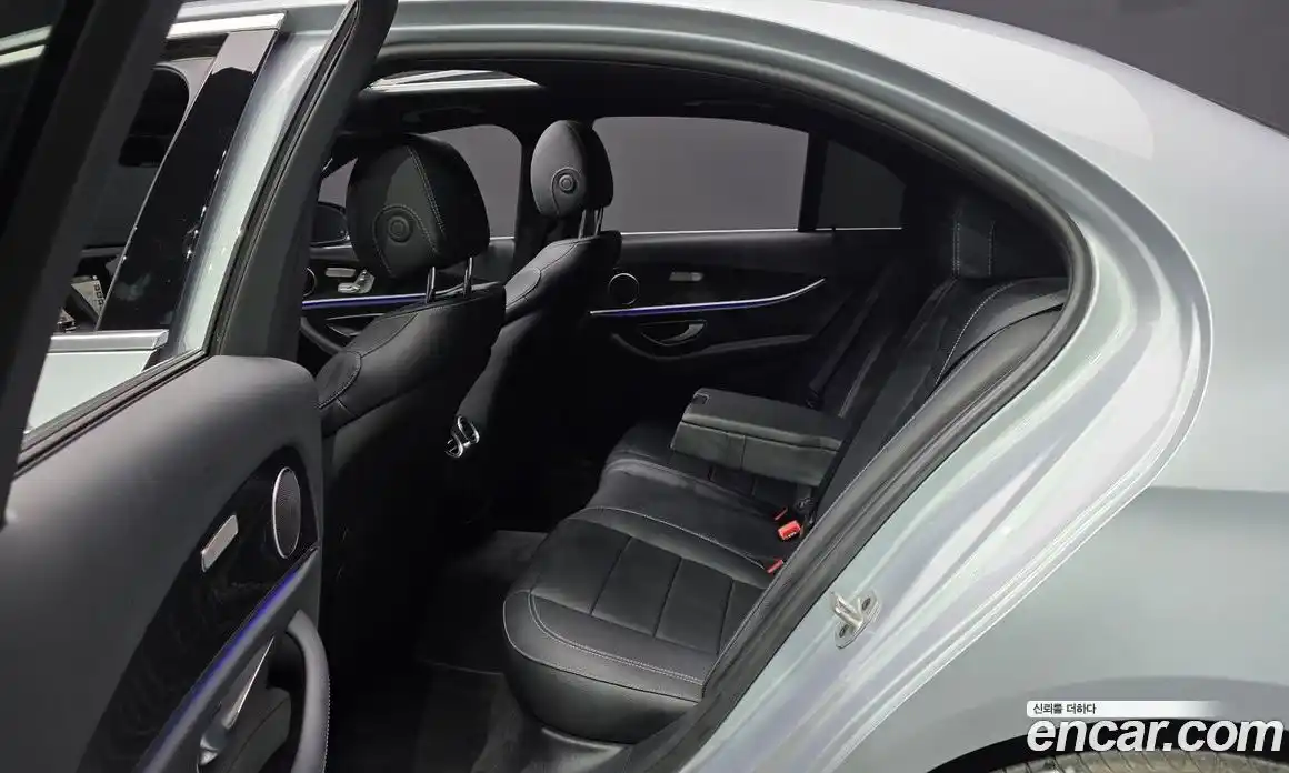 Mercedes-Benz E-Class 2022 2.0 гидро, фото 16