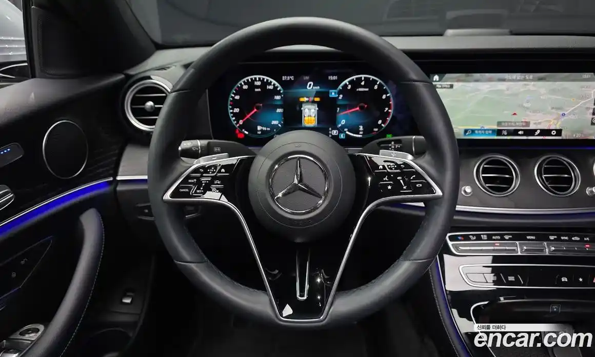 Mercedes-Benz E-Class 2022 2.0 гидро, фото 19