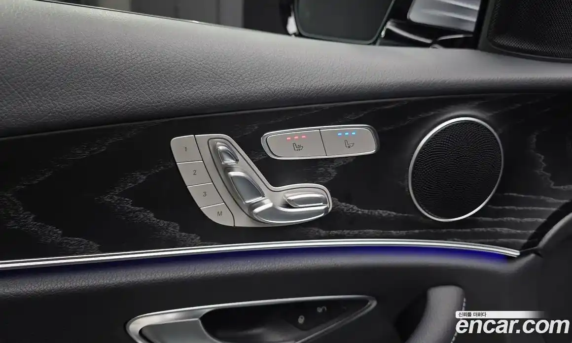 Mercedes-Benz E-Class 2022 2.0 гидро, фото 23