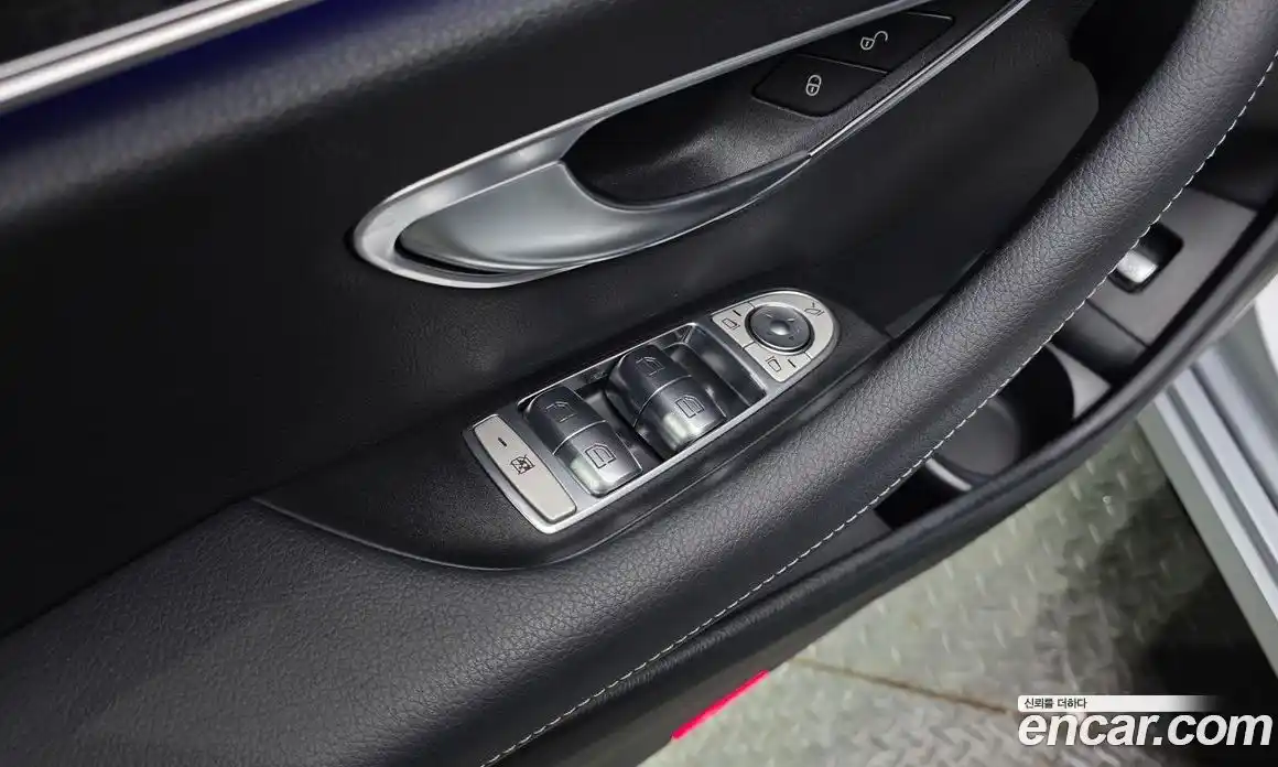 Mercedes-Benz E-Class 2022 2.0 гидро, фото 27