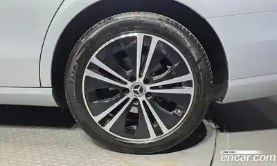 Mercedes-Benz E-Class 2022 2.0 гидро, миниатюра 7