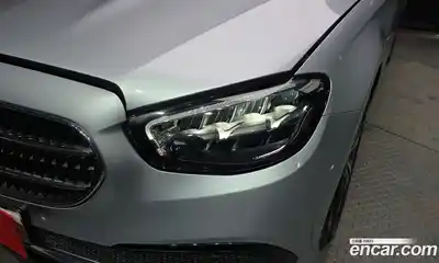 Mercedes-Benz E-Class 2022 2.0 гидро, миниатюра 8