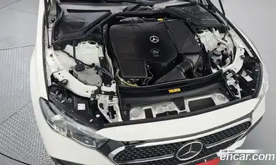 Mercedes-Benz E-Class 2024 2.0 гидро, миниатюра 6
