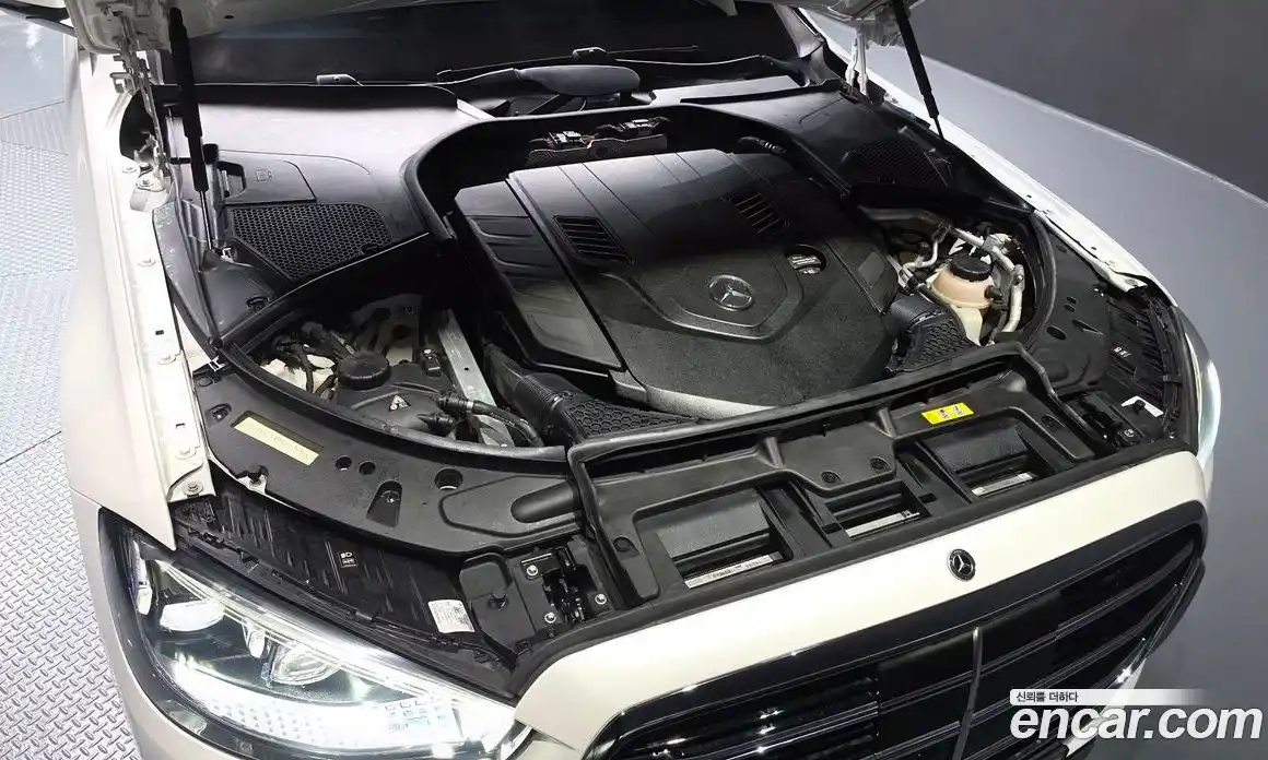 Mercedes-Benz S-Class 2022 4.0 гидро, фото 6