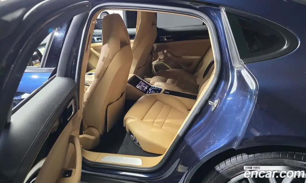 Porsche Panamera 2018 3.0 автомат (гидро), фото 11