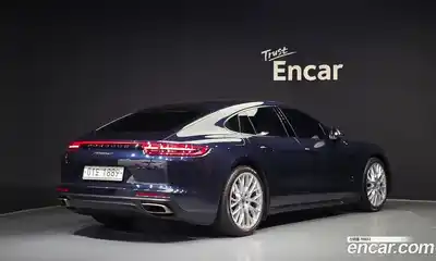 Porsche Panamera 2018 3.0 автомат (гидро), миниатюра 2