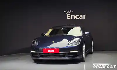 Porsche Panamera 2018 3.0 автомат (гидро), миниатюра 3