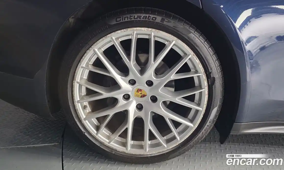 Porsche Panamera 2018 3.0 автомат (гидро), фото 5