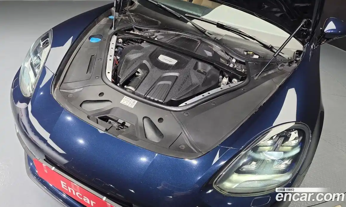Porsche Panamera 2018 3.0 автомат (гидро), фото 6