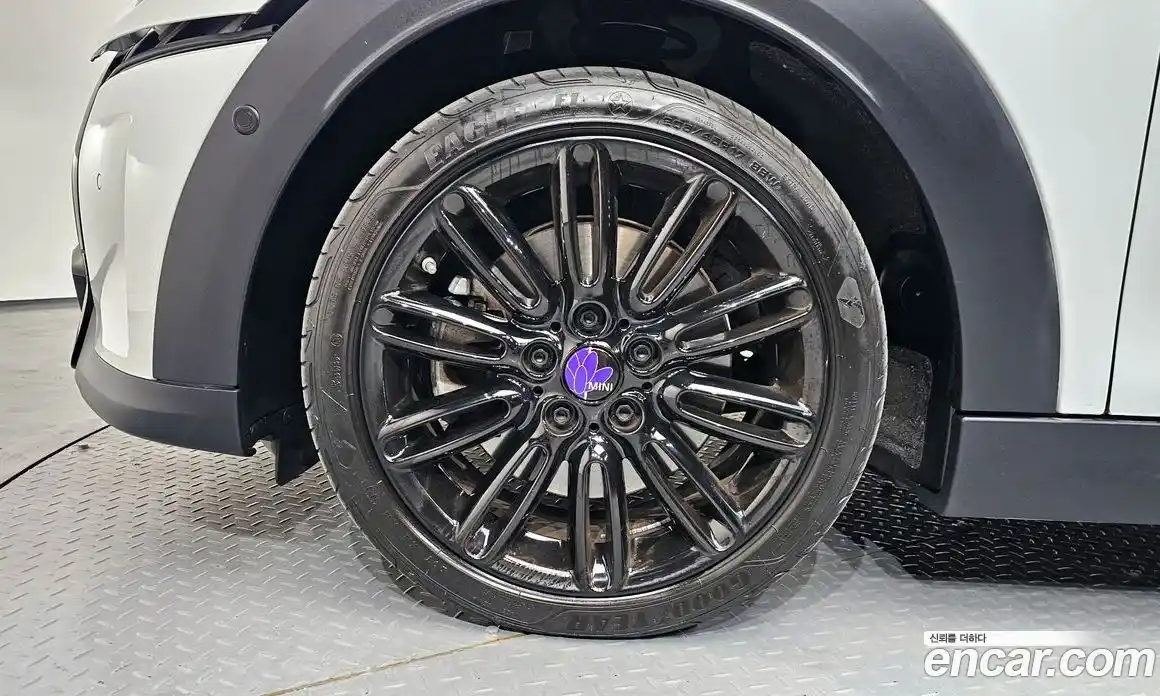 Mini Cooper 2024 2.0 автомат (гидро), фото 5
